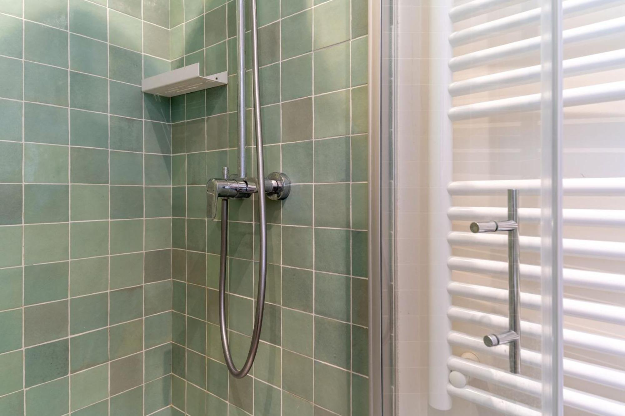 Airy And Stylish 1bd Flat Ile Saint-louis